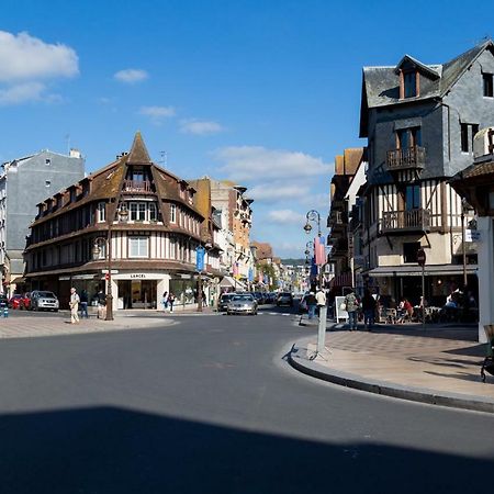 Le Petit Deauville Extérieur photo